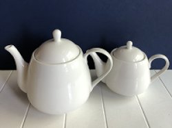 Photo1: White Porcelain Teapots - Raffles style